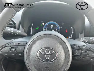 Toyota Yaris 1.5 VVT-i HSD Trend