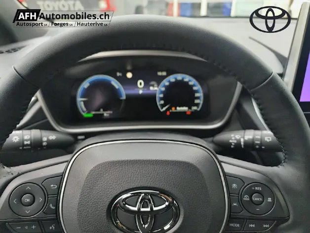 Toyota Corolla Cross 2.0 HSD Trend AW
