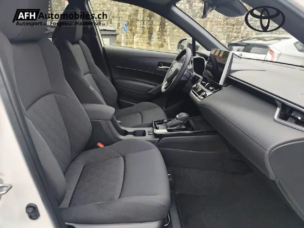 Toyota Corolla Cross 2.0 HSD Trend AW