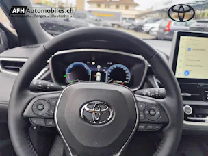 Toyota Corolla Cross 2.0 HSD Trend