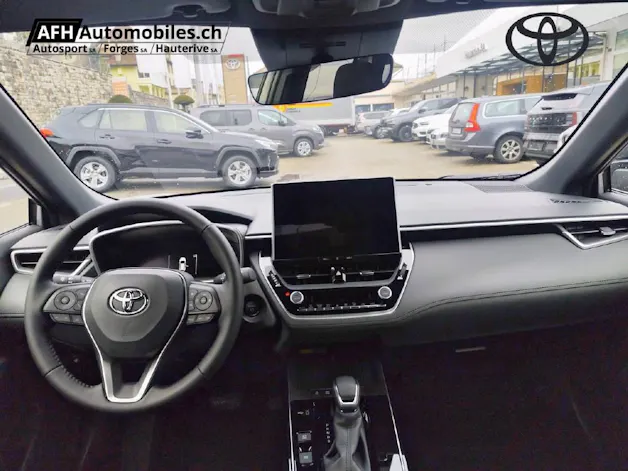 Toyota Corolla Cross 2.0 HSD Trend
