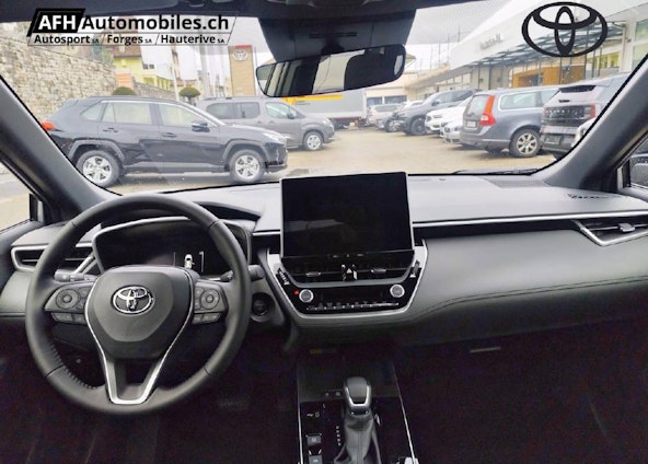 Vehicle image 18 Vehicle image 18