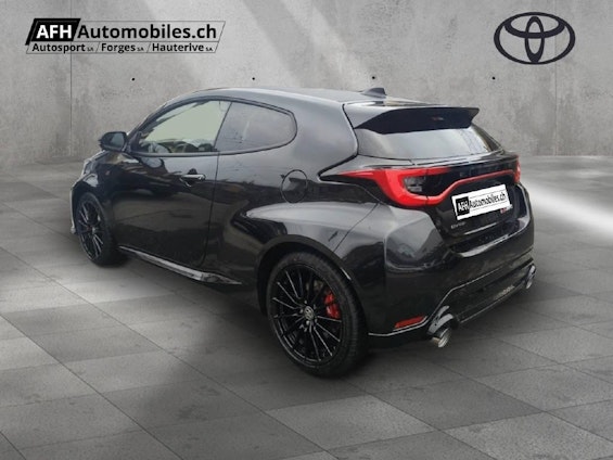 Vehicle image 3 Vehicle image 3