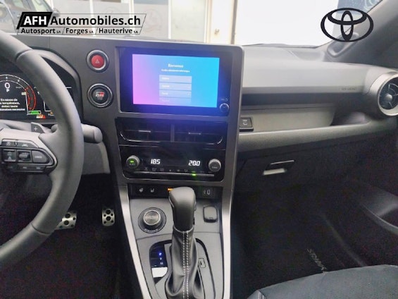 Vehicle image 12 Vehicle image 12