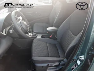 Toyota Yaris 1.5 VVT-i HSD Trend