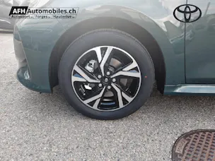 Toyota Yaris 1.5 VVT-i HSD Trend