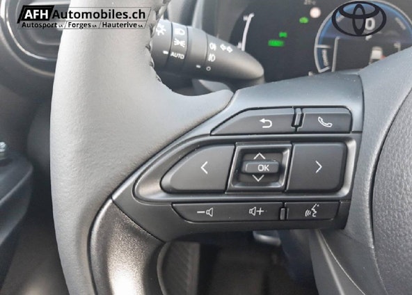 Vehicle image 12 Vehicle image 12