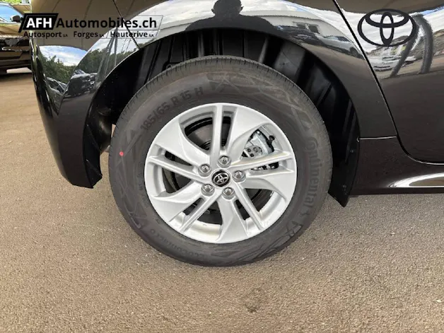 Toyota Yaris 1.5 VVT-i HSD Comfort