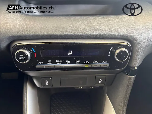 Toyota Yaris 1.5 VVT-i HSD Comfort