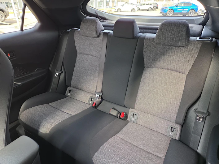 Fahrzeugbild TOYOTA C-HR