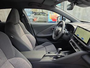 image du véhicule TOYOTA C-HR 2.0 HEV Swiss Edition 4x4