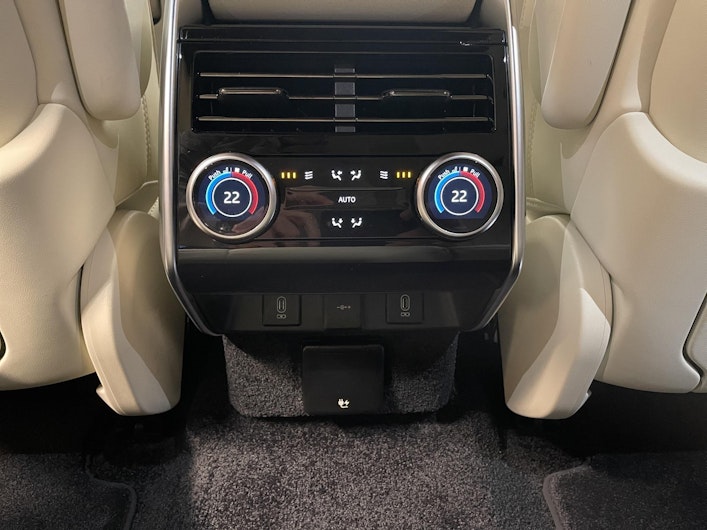 Fahrzeugbild LAND ROVER RANGE ROVER