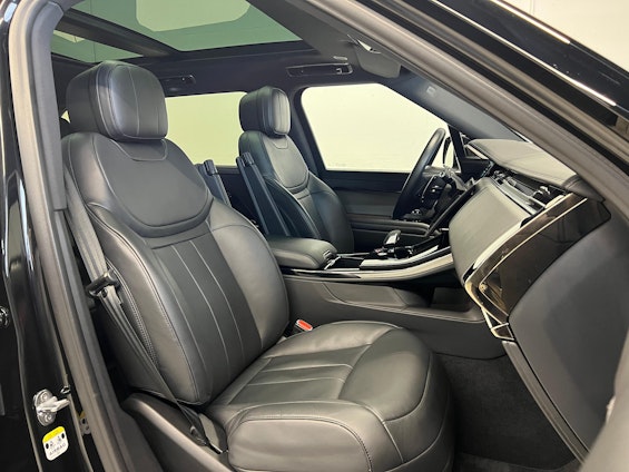 Vehicle image 5 Vehicle image 5