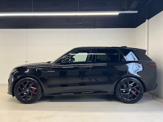 Vehicle image 7 Vehicle image 7