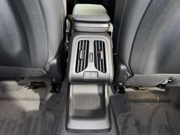 BMW X1 20i sDrive paddles