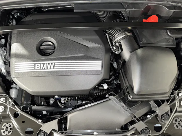 BMW X1 20i sDrive paddles
