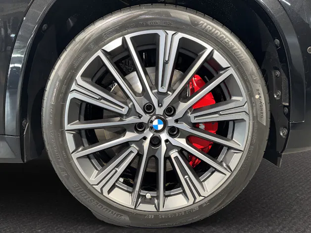 BMW X1 20i sDrive paddles