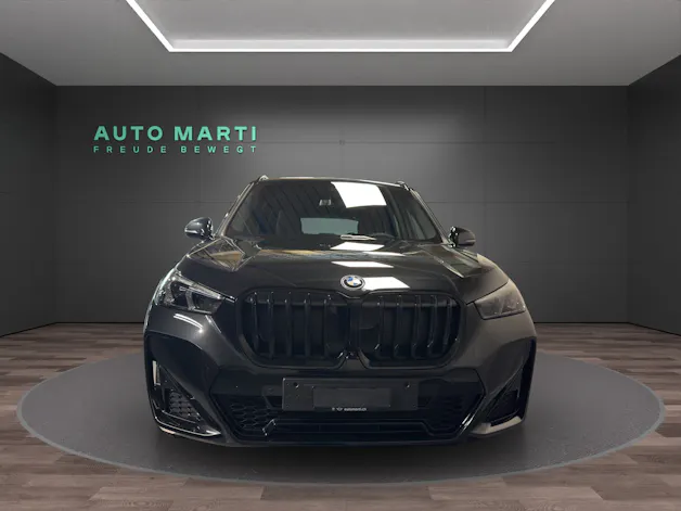 BMW X1 20i sDrive paddles