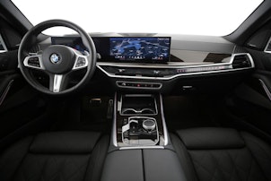 Vehicle image BMW X5 30d xDrive SAG