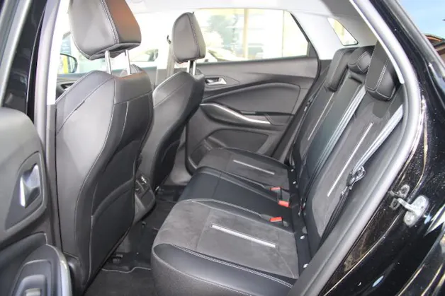 Opel Grandland 1.6 T PHEV GSE