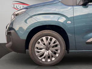 CITROEN Berlingo XL 1.5 BlueHDi 130 Tonic Automat 7 Plätze / Rückfahrkamera / CH-Herstellergarantie / Leasing Aktion 0.99% 36 Mte