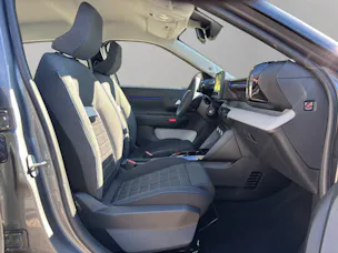 Citroën C3 1.2 Hybrid Tonic / Dach schwarz / limitierte Serie / 5 Jahre CH-Herstellergarantie