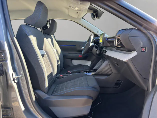 Citroën C3 1.2 Hybrid Tonic / Dach schwarz / limitierte Serie / 5 Jahre CH-Herstellergarantie