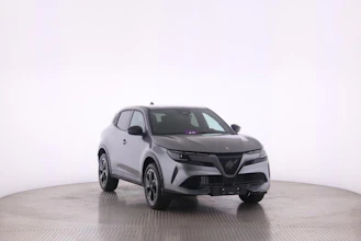 https://vehicle.imgix.net/4154979/83898ee3-85f2-4045-9878-9236a27b3650.jpg