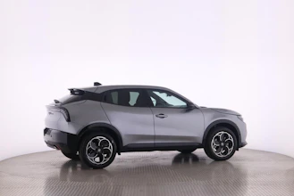 https://vehicle.imgix.net/4154979/8a368c52-8244-4f96-a02d-2d0d56be8f8e.jpg