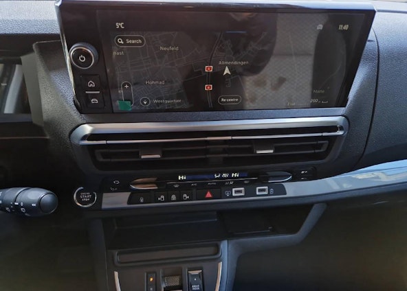 Vehicle image 11 Vehicle image 11