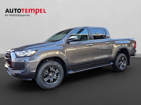 First vehicle image First vehicle image