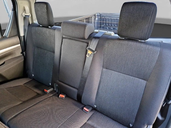 Vehicle image 12 Vehicle image 12