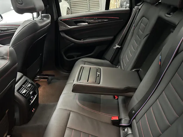 BMW X4 M40i