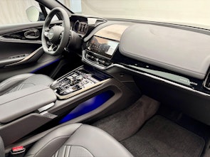 Fahrzeugbild ASTON MARTIN DBX S 4.0 V8 Bi-Turbo