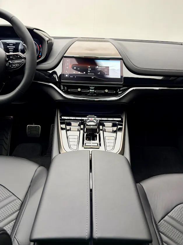 Aston Martin DBX S 4.0 V8 Bi-Turbo