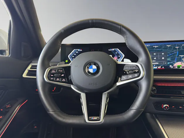 BMW 330d xDrive  Touring M-SportPaket