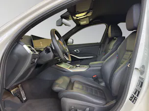 BMW 330d xDrive  Touring M-SportPaket