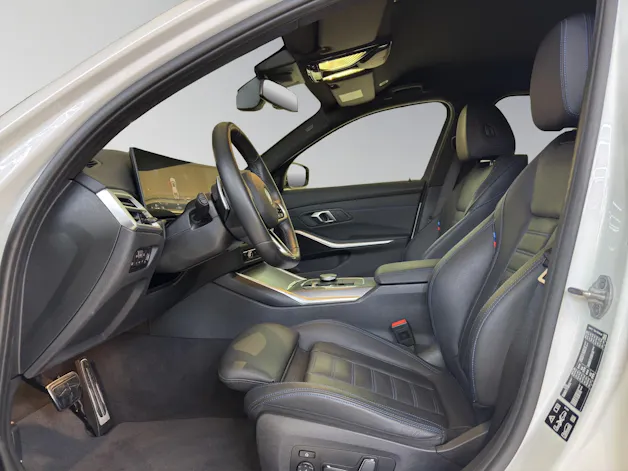 BMW 330d xDrive  Touring M-SportPaket