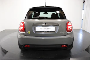 Fahrzeugbild MINI F56 Cooper SE