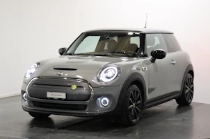 Fahrzeugbild MINI F56 Cooper SE