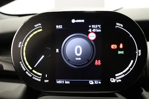 Fahrzeugbild MINI F56 Cooper SE