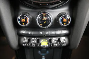 Mini F56 Cooper SE