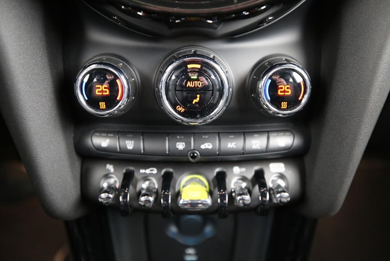 Vehicle image MINI MINI