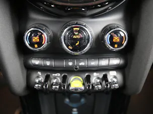 Mini F56 Cooper SE