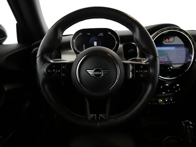 Mini F56 Cooper SE