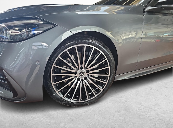 Vehicle image MERCEDES-BENZ C 220