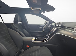 Vehicle image MERCEDES-BENZ C 220 d 4MATIC Swiss Star T-Modell
