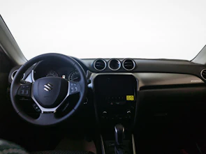 image du véhicule SUZUKI Vitara 1.4 T Sakura Hybrid 4x4