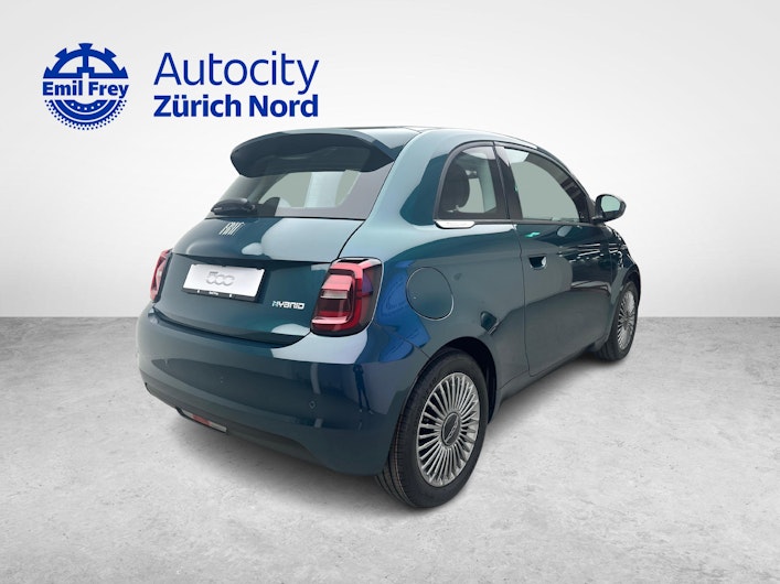 Vehicle image FIAT 500