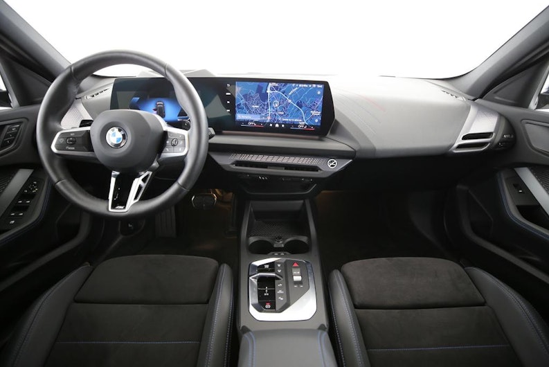 Vehicle image BMW 1 SERIES